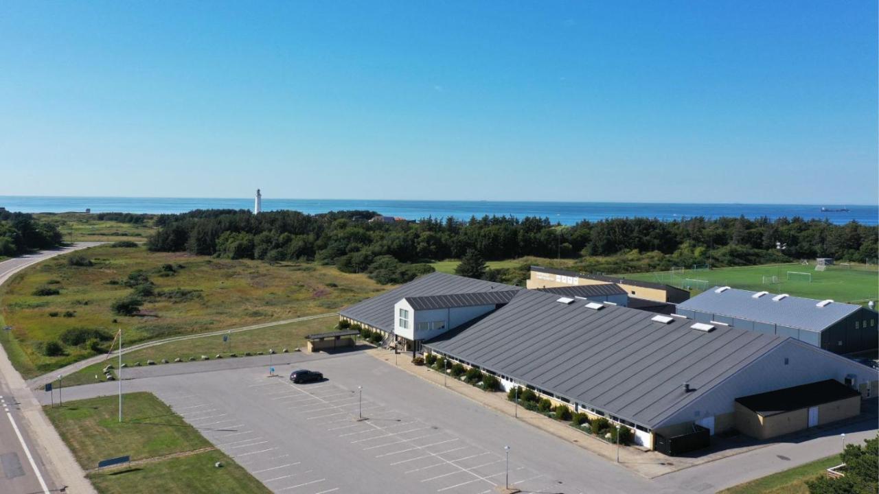 Hirtshals Idraetscenter - Vandrehjem - Hostel Экстерьер фото