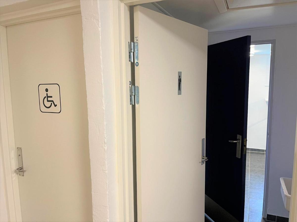 Hirtshals Idraetscenter - Vandrehjem - Hostel Экстерьер фото