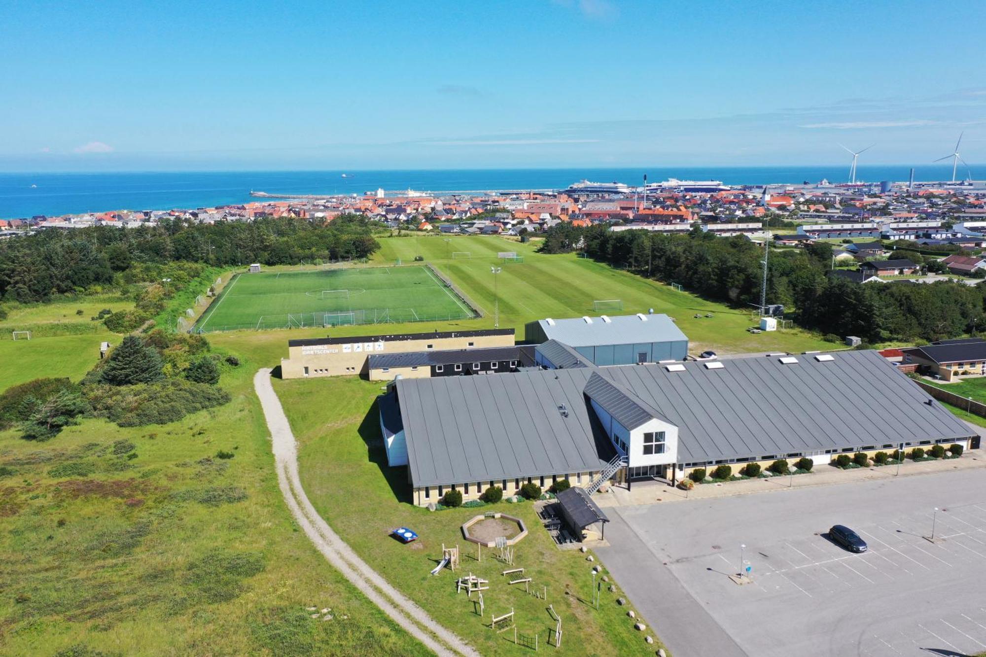 Hirtshals Idraetscenter - Vandrehjem - Hostel Экстерьер фото